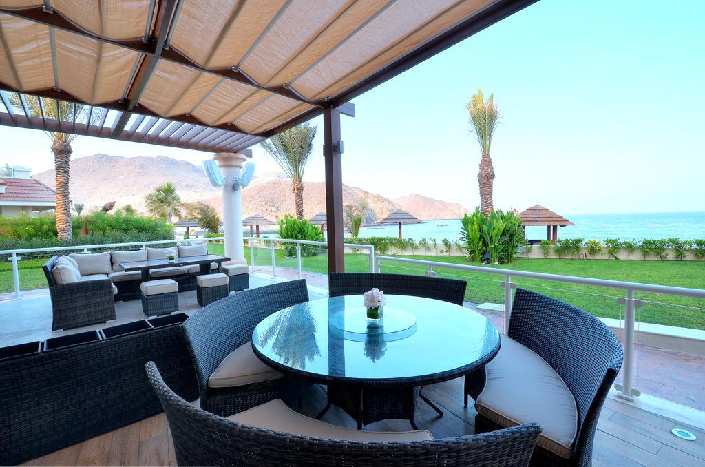חור פאקאן Oceanic Khorfakkan Resort & Spa מראה חיצוני תמונה