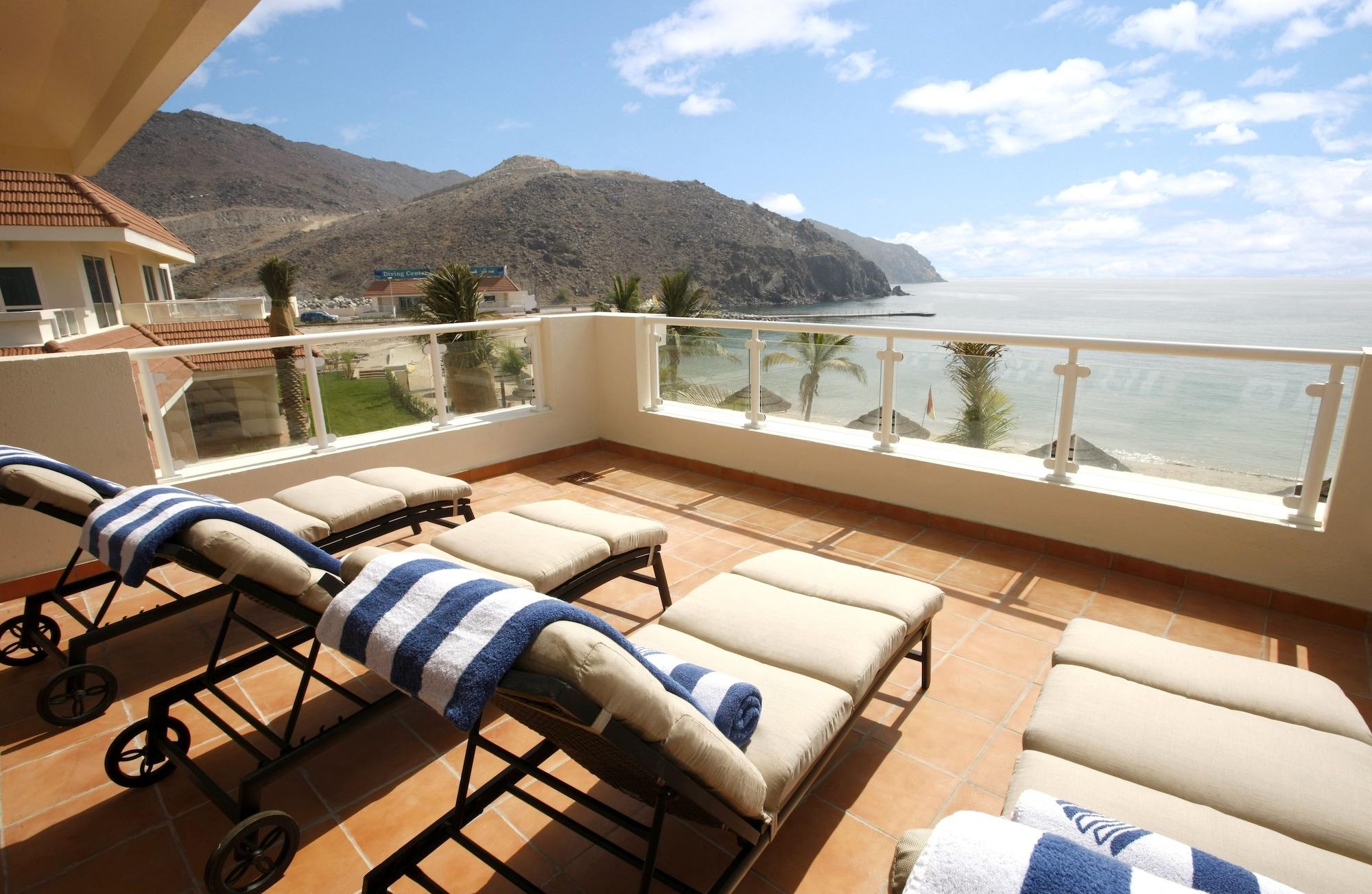 חור פאקאן Oceanic Khorfakkan Resort & Spa מראה חיצוני תמונה