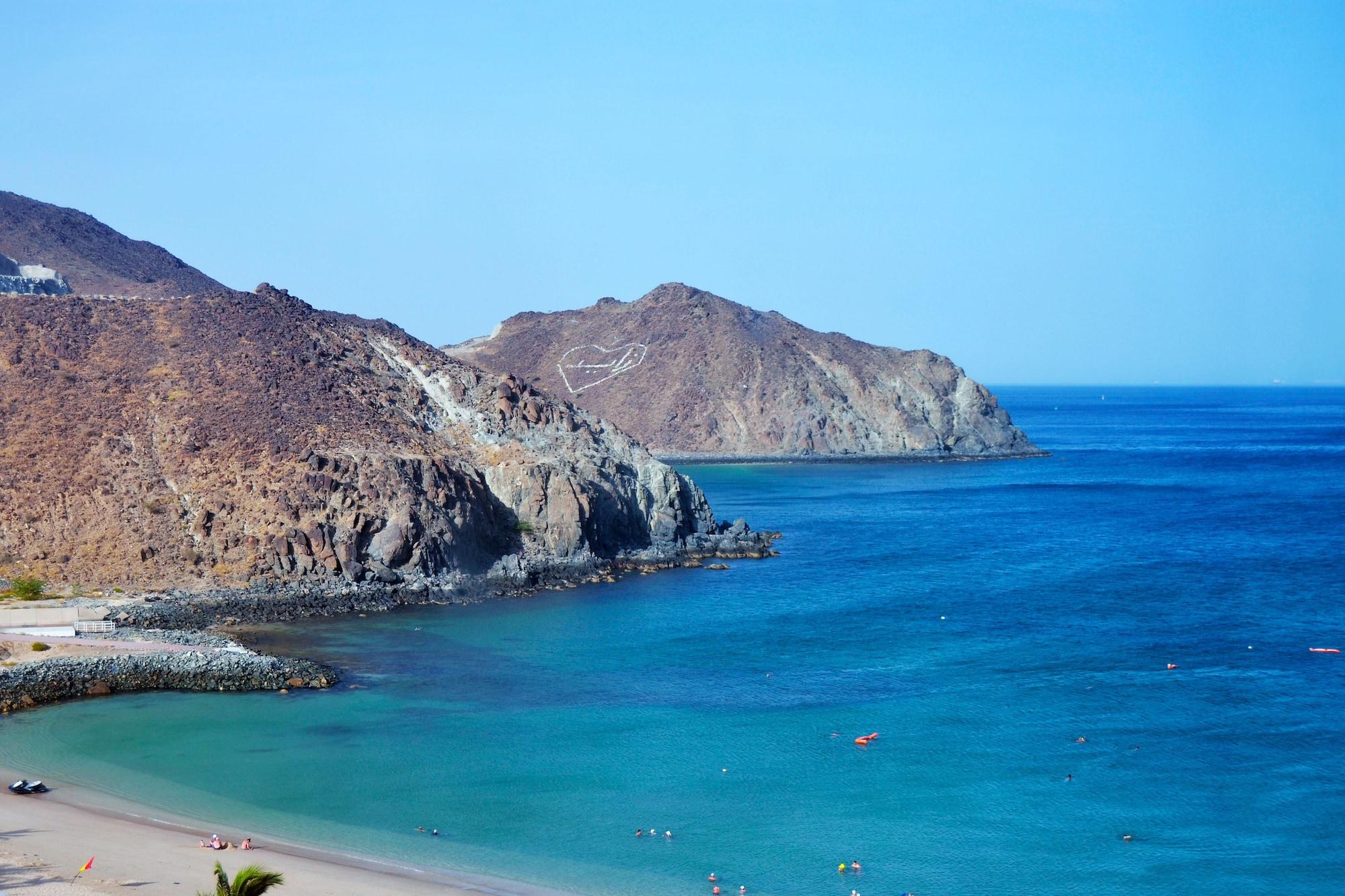 חור פאקאן Oceanic Khorfakkan Resort & Spa מראה חיצוני תמונה