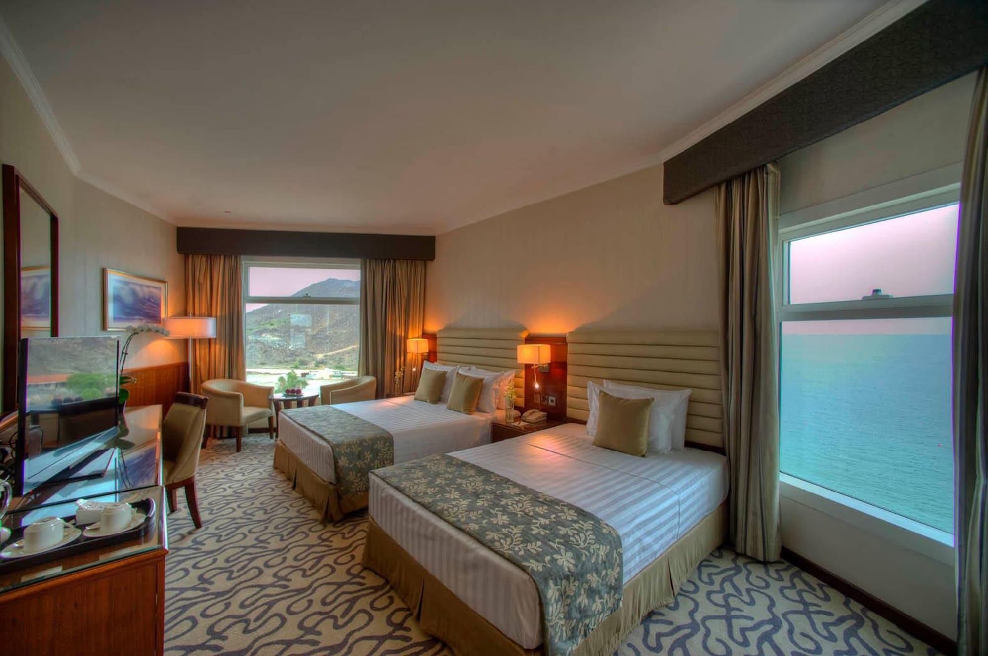 חור פאקאן Oceanic Khorfakkan Resort & Spa מראה חיצוני תמונה