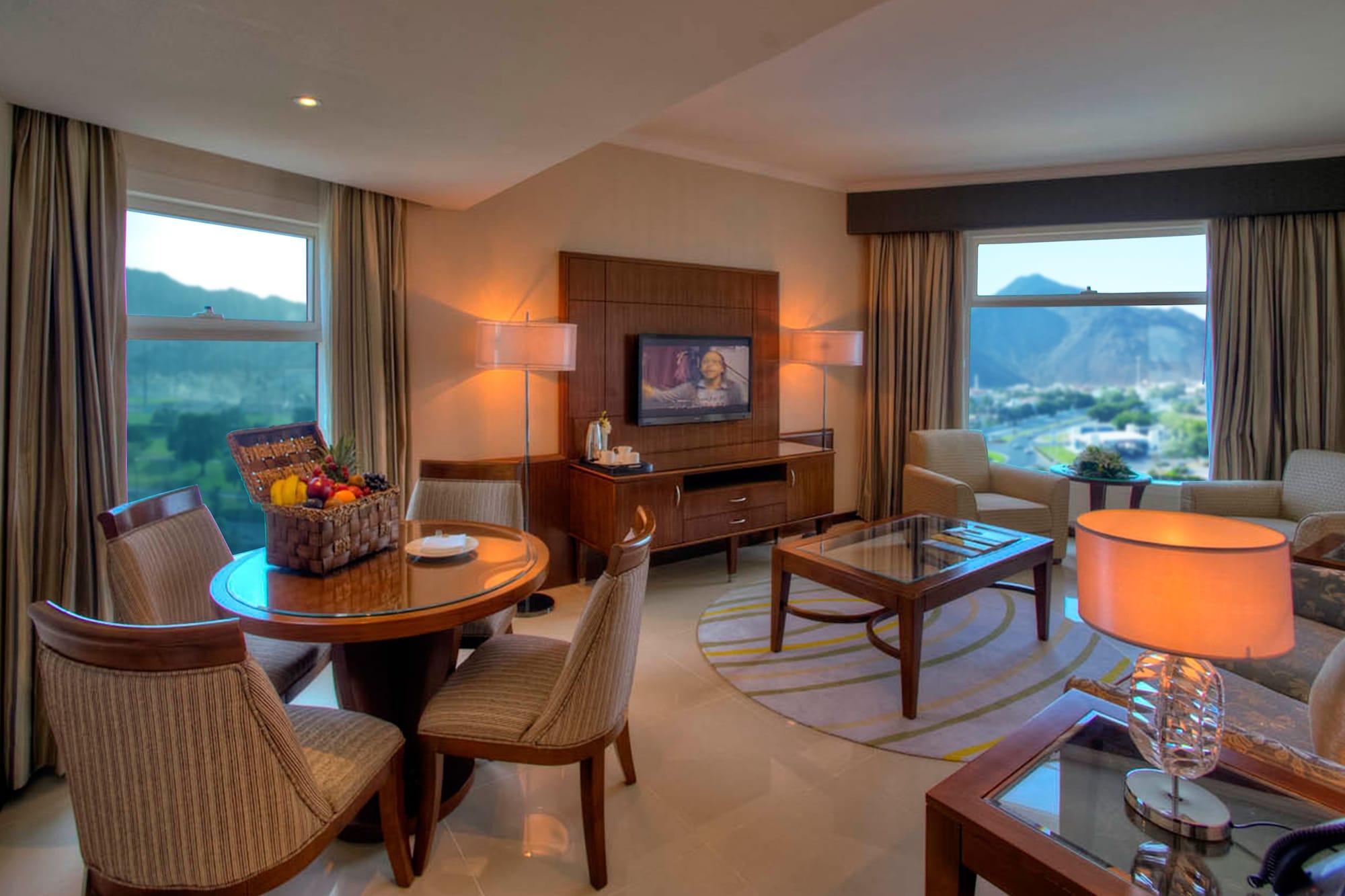 חור פאקאן Oceanic Khorfakkan Resort & Spa מראה חיצוני תמונה