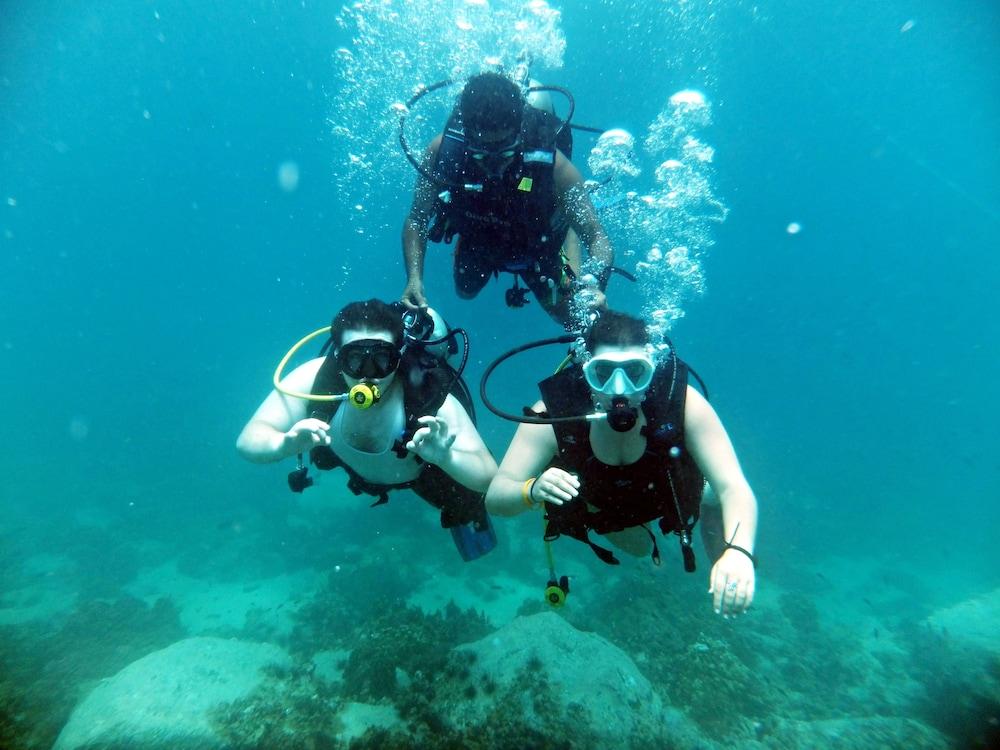 חור פאקאן Oceanic Khorfakkan Resort & Spa מראה חיצוני תמונה