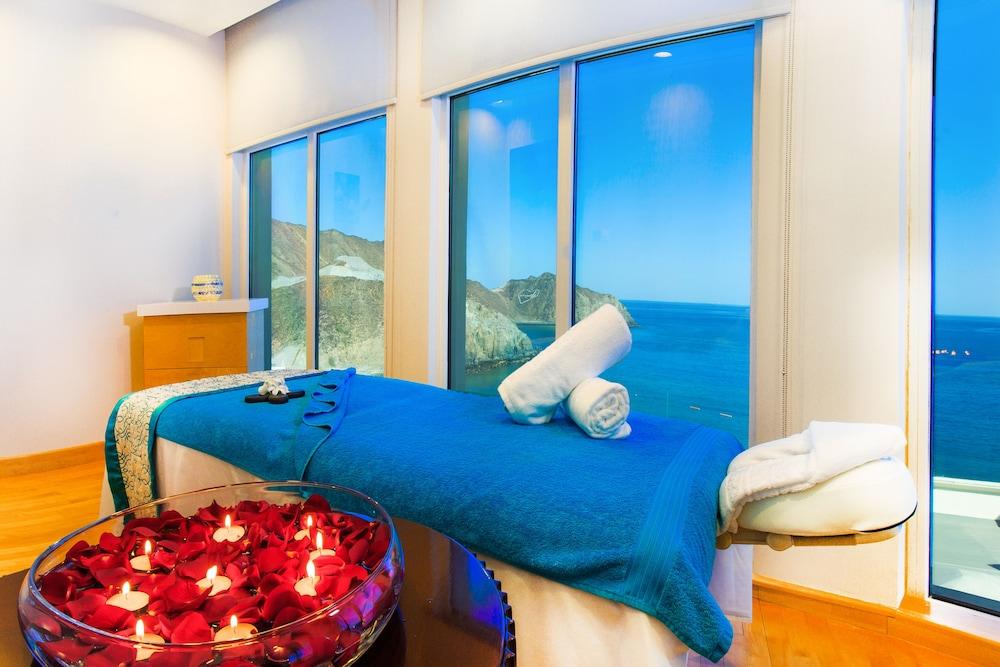 חור פאקאן Oceanic Khorfakkan Resort & Spa מראה חיצוני תמונה