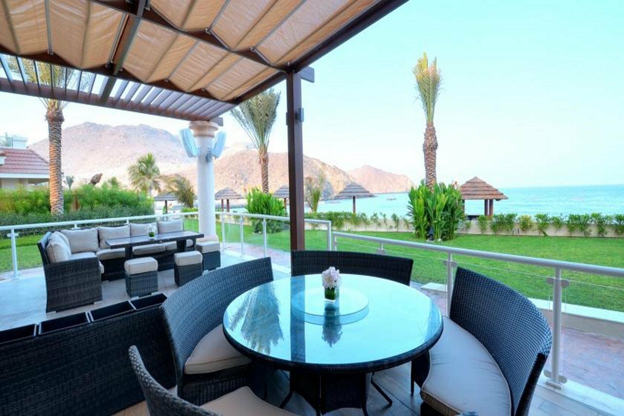 חור פאקאן Oceanic Khorfakkan Resort & Spa מראה חיצוני תמונה